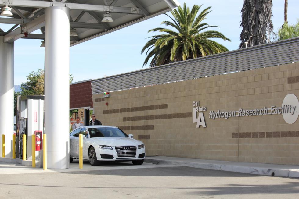 Cal State L.A. hydrogen fueling station