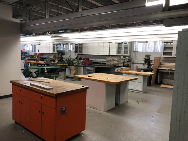 Empty tables inside the Kenneth R. Thomas Machine Tool Lab