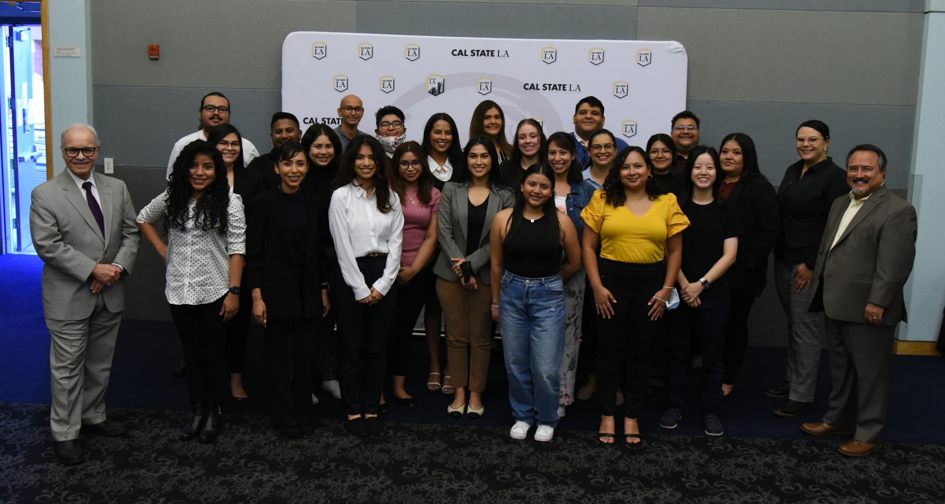 HACU Student Delegates take a group photo with President Covino and Vice President of Student Life Octavio Villapando (2022)