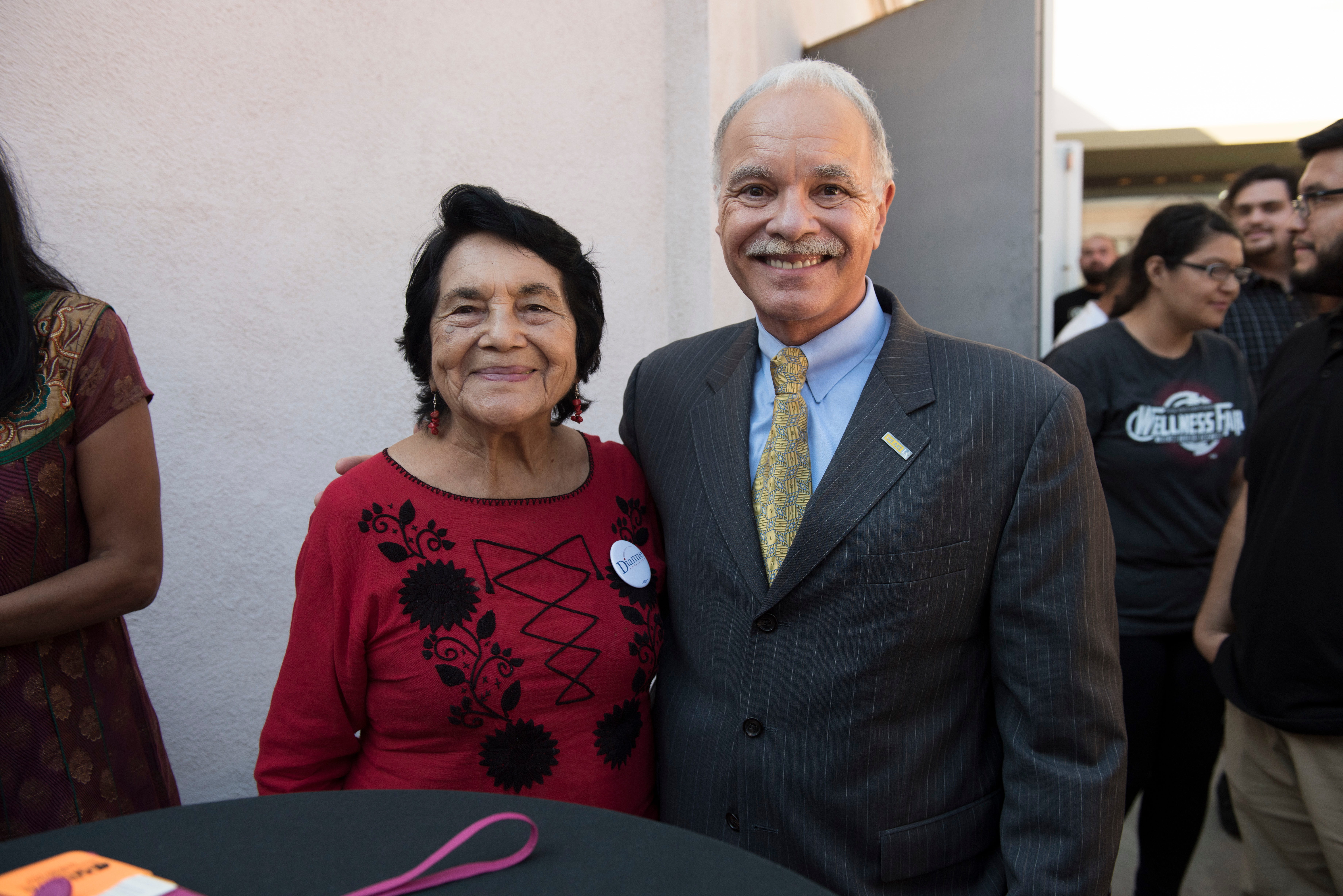 Dolores Huerta and President Covino at an afternoon reception.