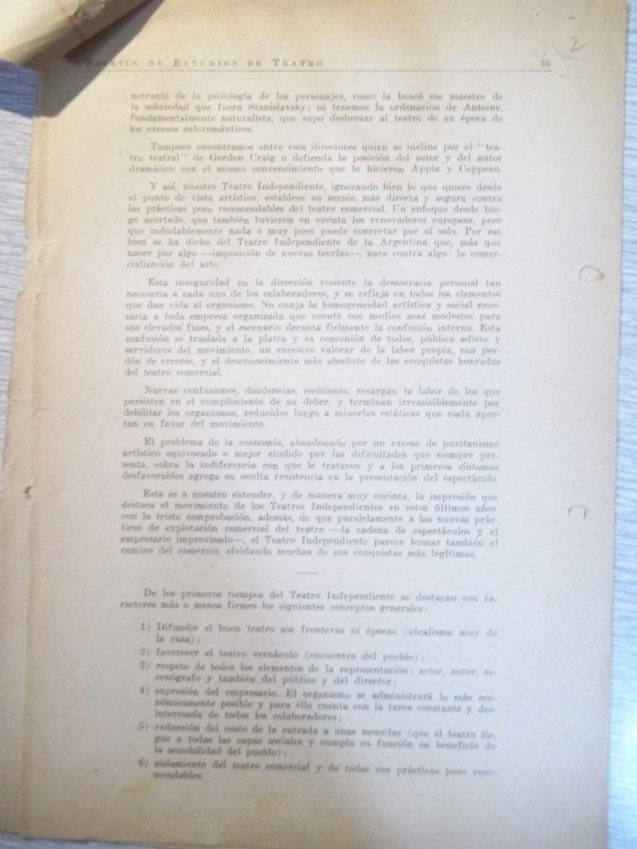 Teatro independiente en la Argentina” de Roberto Pérez Castro 2