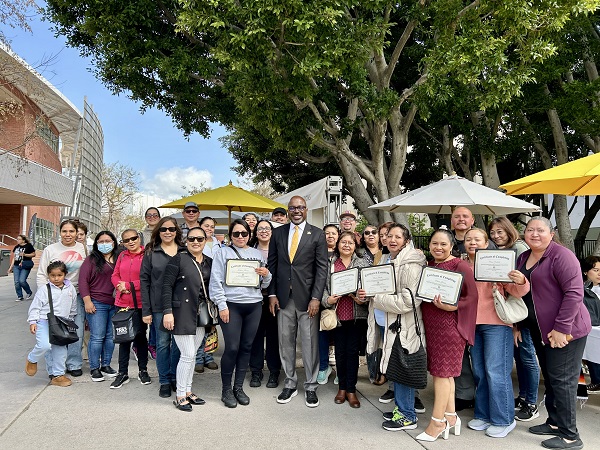 March 29 Upward Bound Parent Academy Group Picture