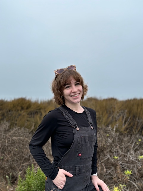 Photo of Graduate Student Stephanie Renaud on the coast.