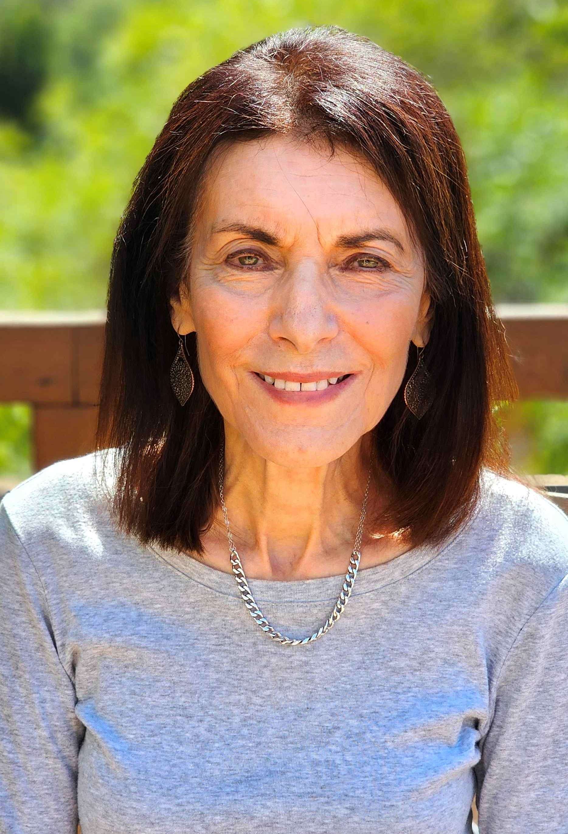 Dr. Lois Weinberg
