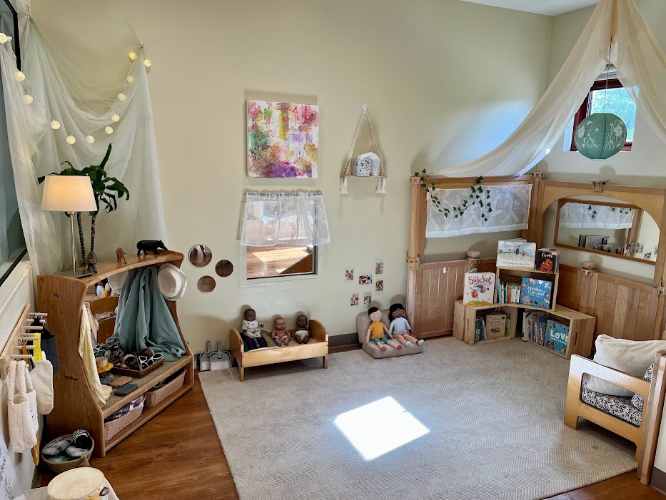 Bamboo Toddler Room Cozy Area