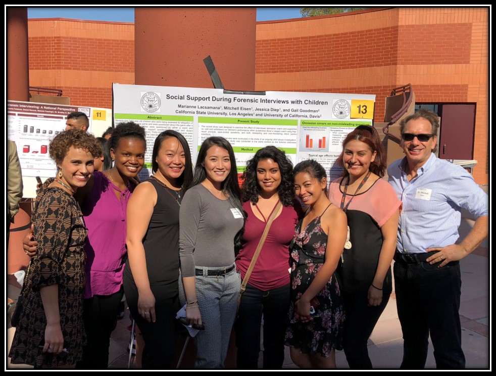 Dr. Mitchell Eisen with his 2019-2020 Forensic students