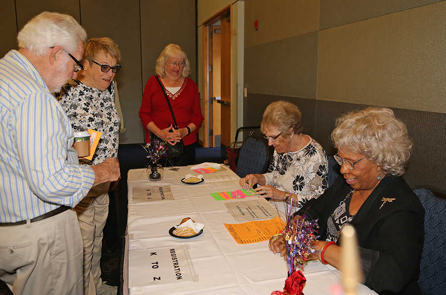 Harold Cohen, Diane Vernon, Val Margaziotis, Rosemarie Marshall-Holt, Jean Adenika at Fall 2016 Luncheon