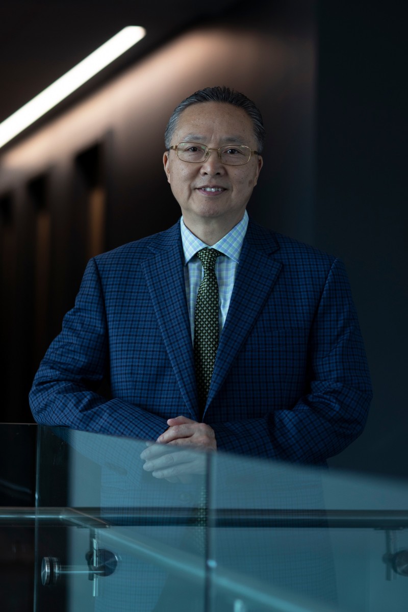 Dr. Howard Xu