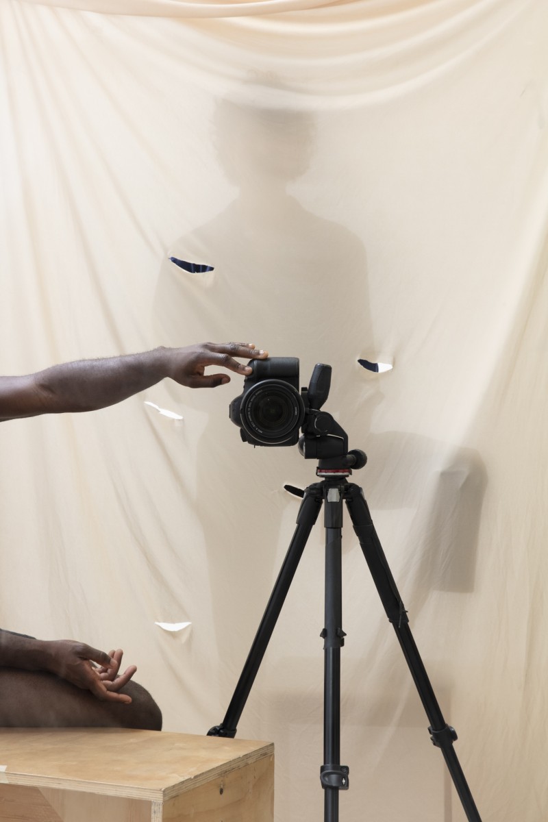 Paul Mpagi Sepuya, Screen (0X5A8295), 2019, 40 x 60" + Image courtesy of the artist, DOCUMENT, Chicago, and Vielmetter Los Angeles.