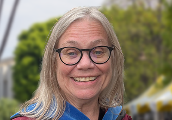 Suzanne Regan