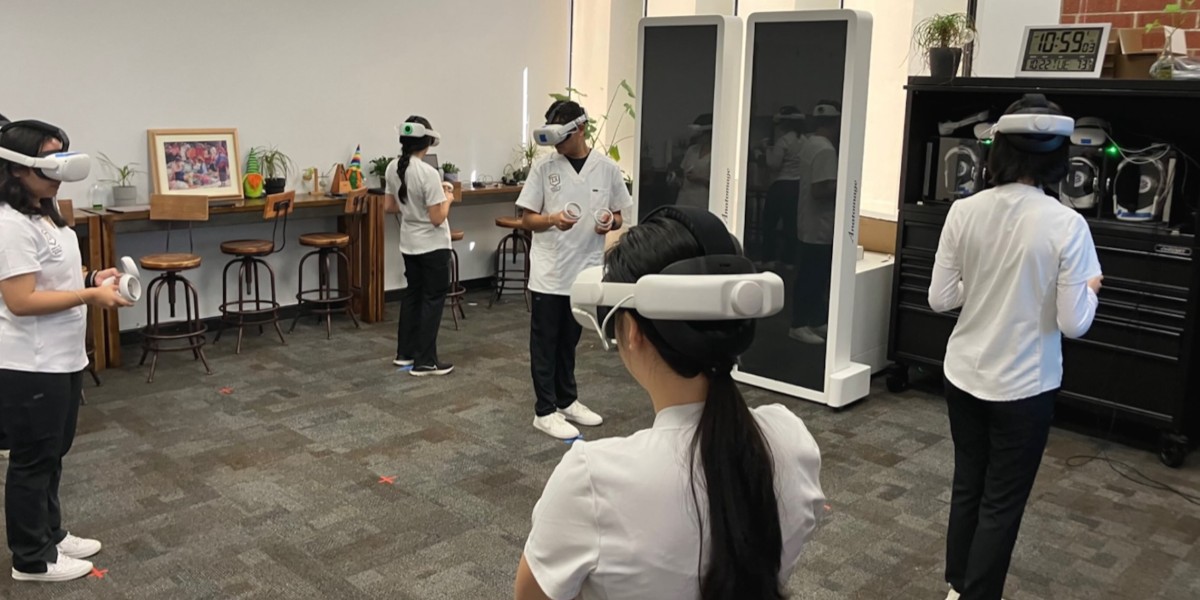 students in vr