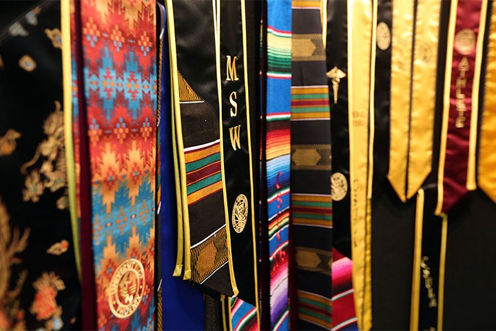 Commencement stoles