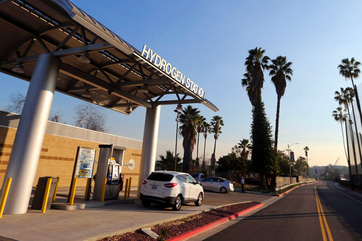hydrogen station with palm trees