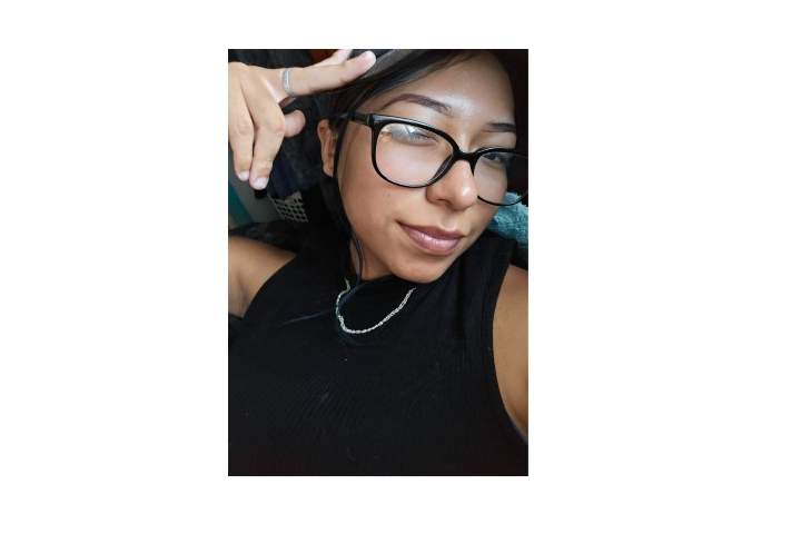 Photo of Guillermina Moncisbais, Actor in SOMETHING ROTTEN