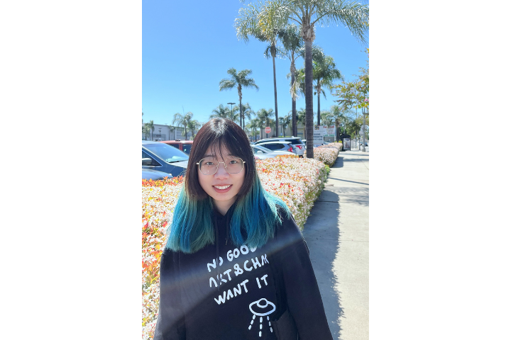 Headshot of assistant stage manager Jiayuan Shen