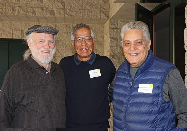 3 retired professors at emeriti meeting