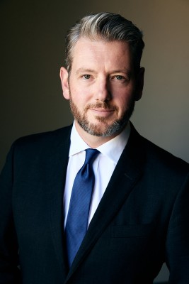 Headshot of Christopher Gravis
