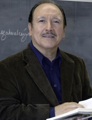 Dr. Roberto Cantú