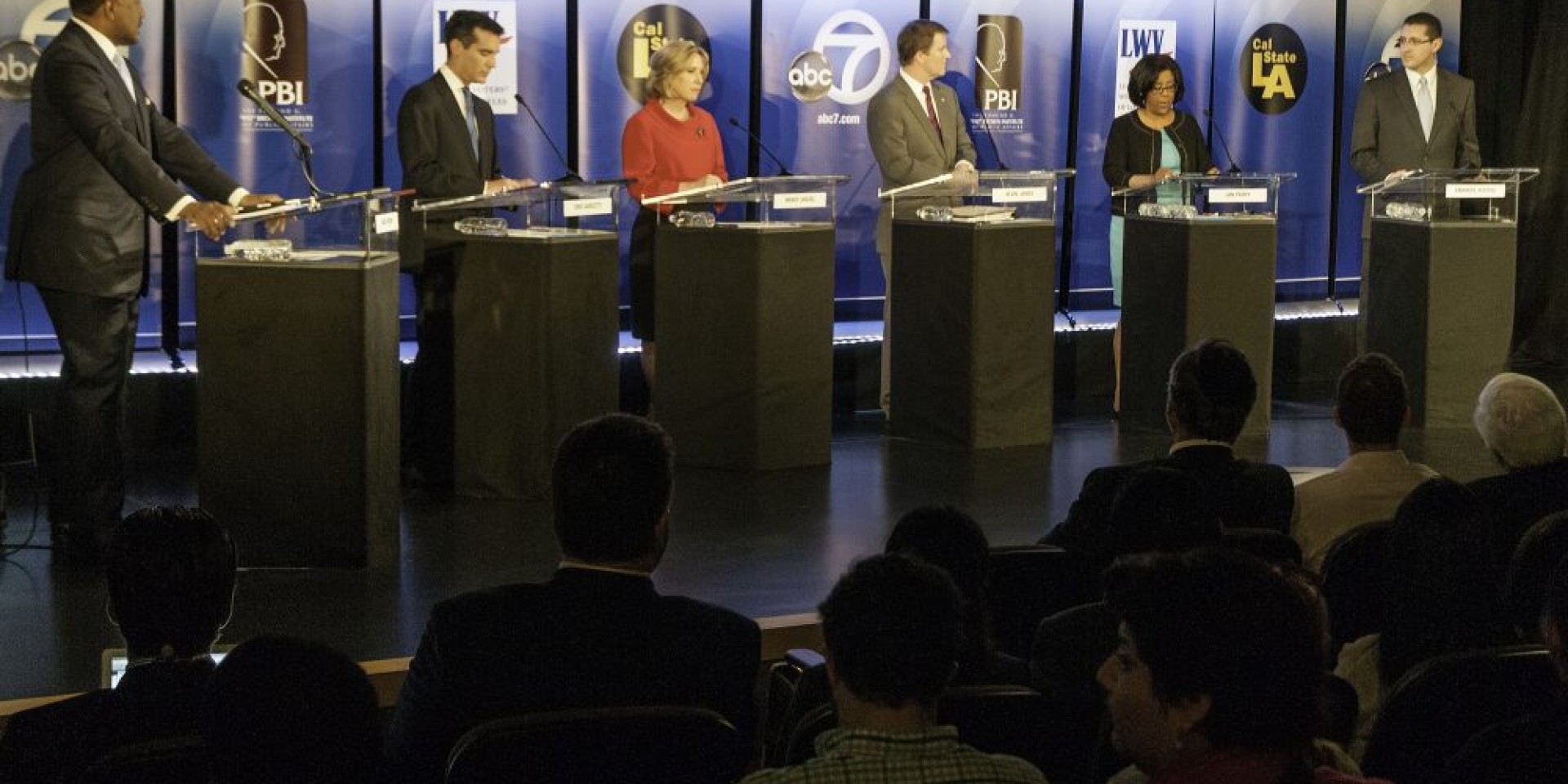 2013_02_19_LA-Mayoral-Primary-Debate_18-e1503510916534