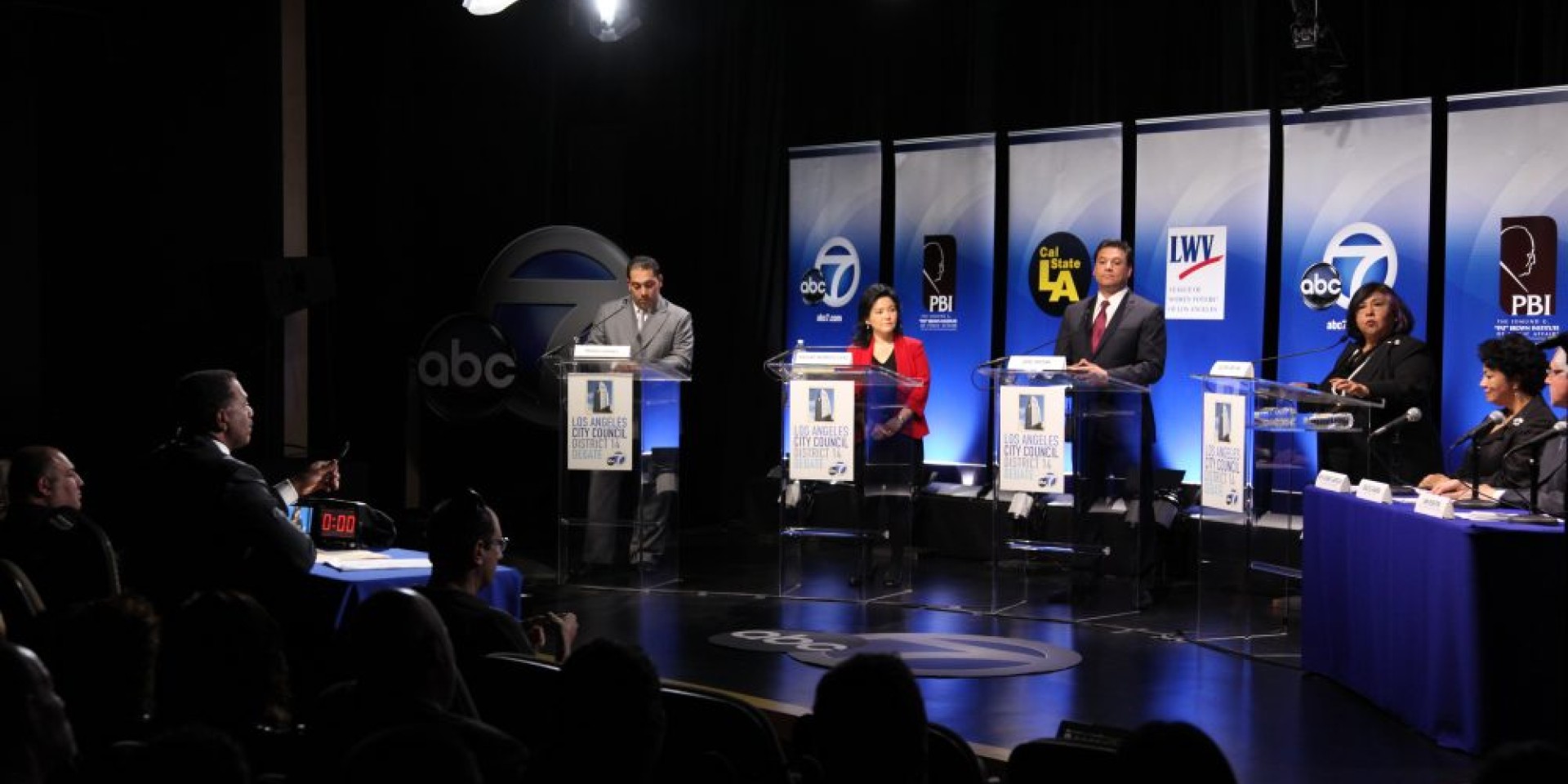 LACD14-Debate-2015-e1497469289847